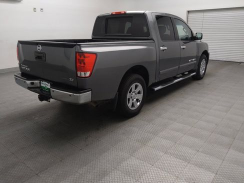 Used 2014 Nissan Titan SV RWD image 9