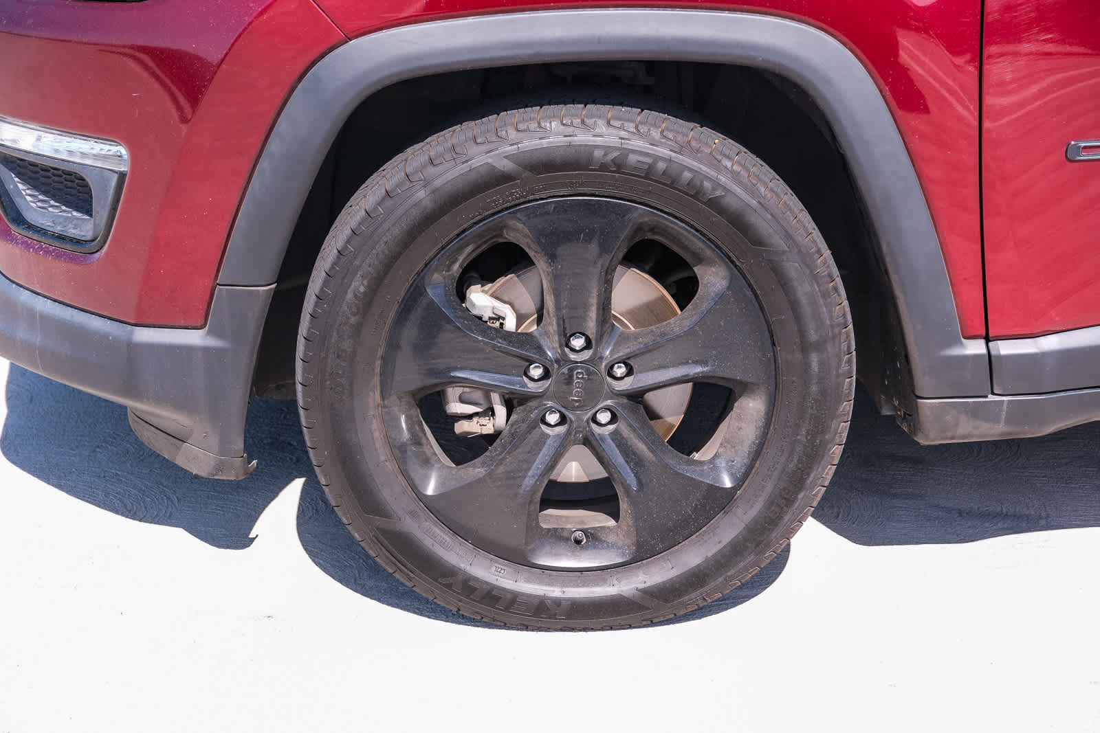 Used 2021 Jeep Compass Latitude FWD image 10
