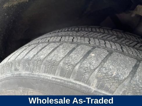 Used 2017 Chrysler Pacifica Touring-L FWD image 10