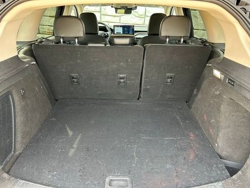 Used 2024 Lincoln Corsair Reserve w/ Equipment Group 201A image 11