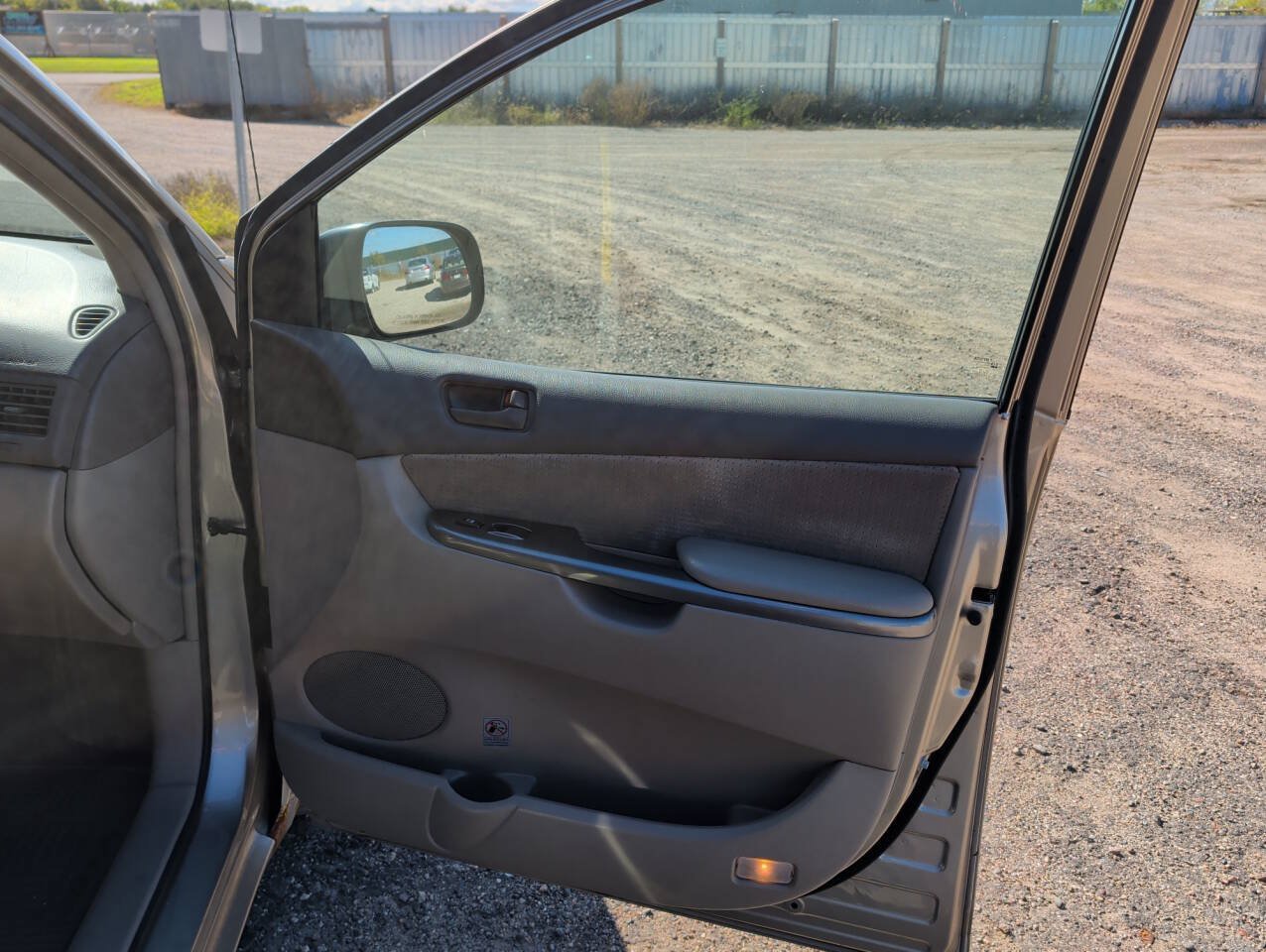 Used 2006 Toyota Sienna LE FWD image 29