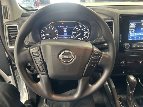 Certified 2024 Nissan Frontier SV w/ Technology Package AWD/4WD image 20