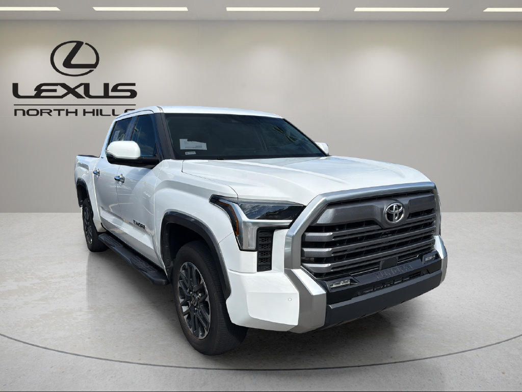 Used 2024 Toyota Tundra Limited AWD/4WD image 4