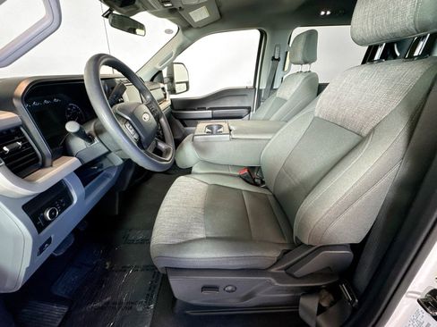 Used 2024 Ford F250 XLT image 19