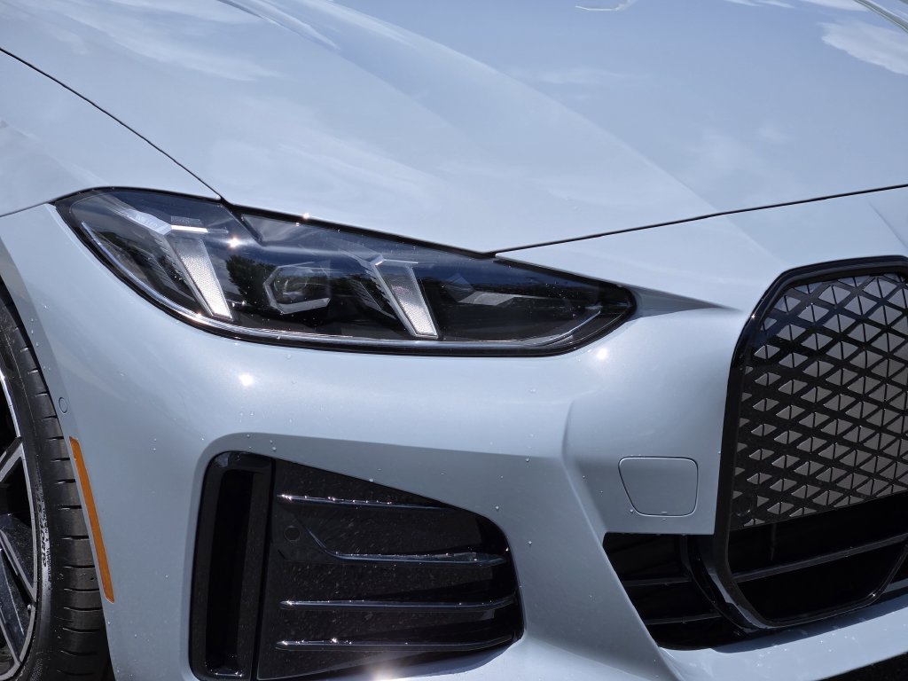 New 2026 BMW i4 xDrive40i w/ M Sport Package AWD/4WD image 8
