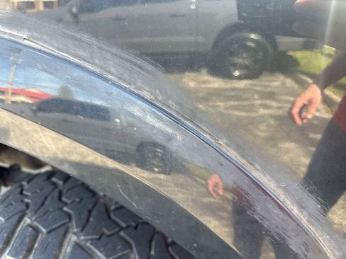 Used 2011 RAM 2500 Laramie w/ Protection Group image 18