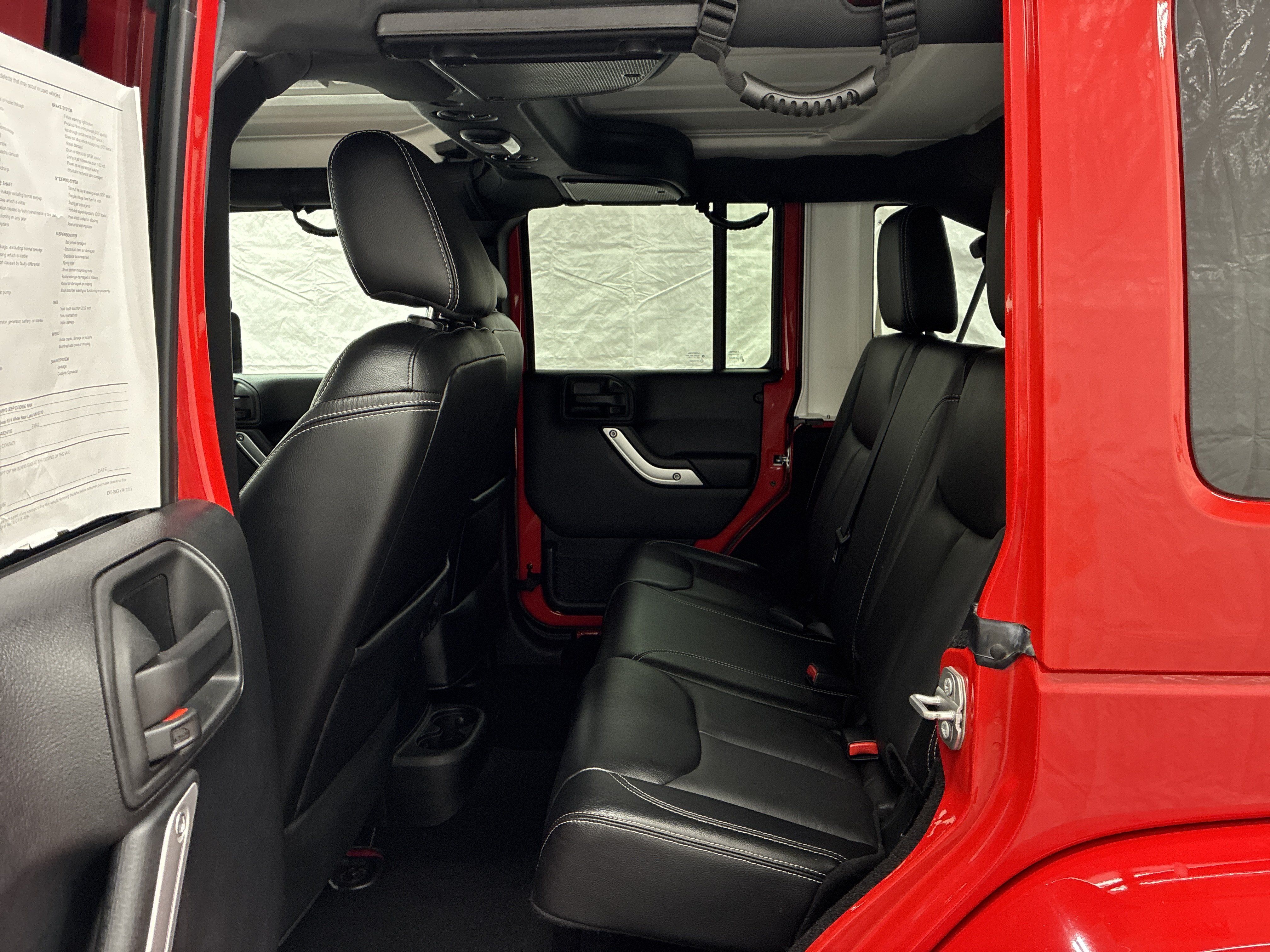 Used 2016 Jeep Wrangler Unlimited Sahara w/ Dual Top Group AWD/4WD image 11