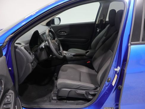 Used 2021 Honda HR-V EX image 12