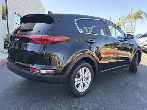Used 2018 Kia Sportage LX FWD image 5