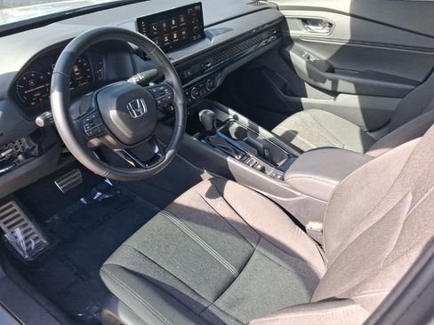 Used 2025 Honda Accord Sport image 13