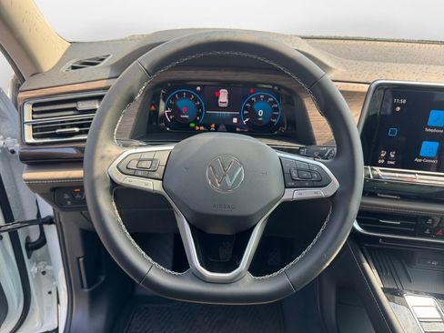 New 2026 Volkswagen Atlas SEL AWD/4WD image 10