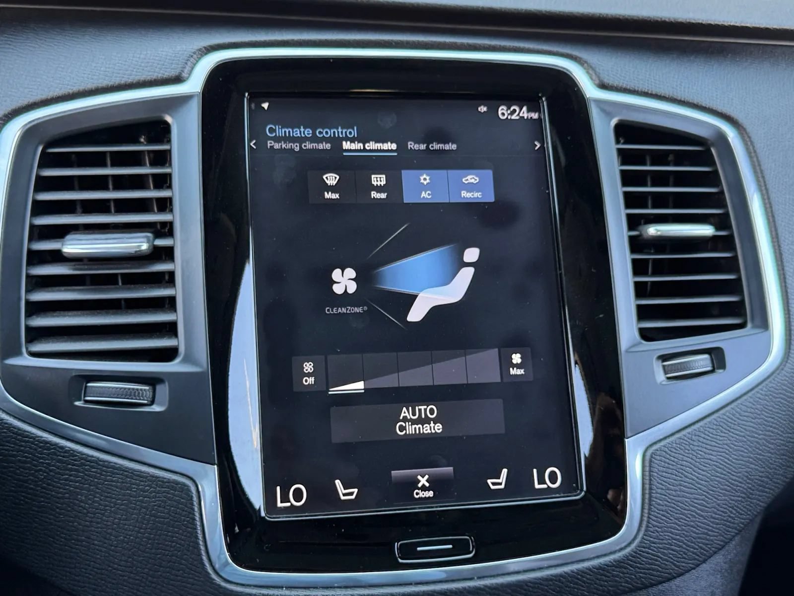 Used 2018 Volvo XC90 T5 Momentum w/ Convenience Package FWD image 33
