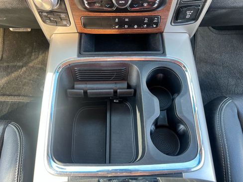 Used 2016 RAM 1500 Laramie w/ Convenience Group image 21