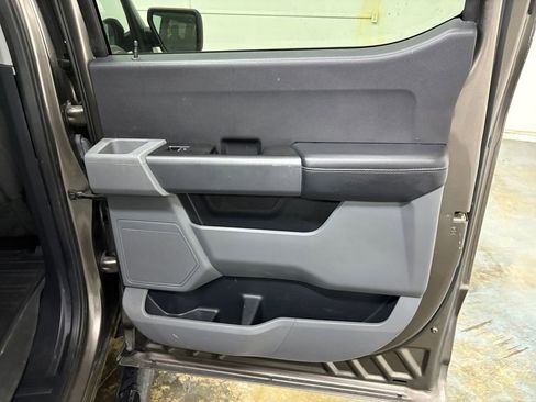 Used 2022 Ford F150 XLT w/ Trailer Tow Package image 14