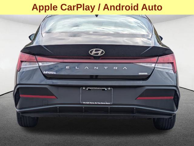 Used 2024 Hyundai Elantra Blue FWD image 6