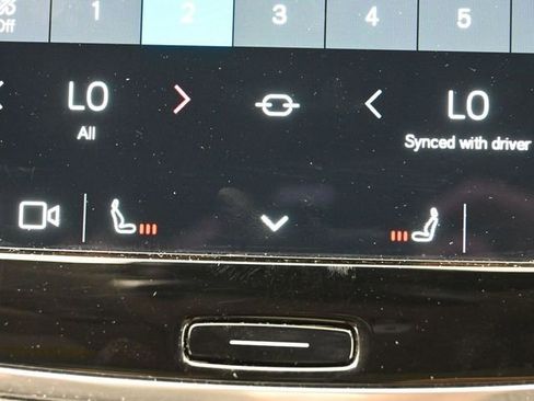 Used 2023 Volvo XC90 B5 Core image 20