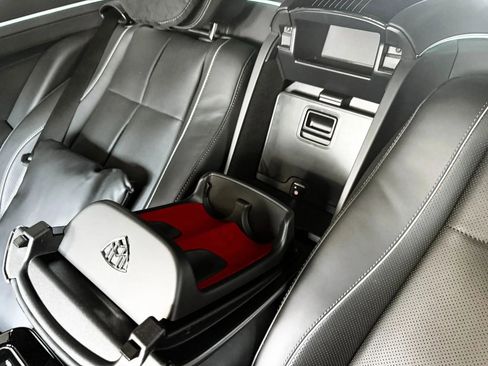 Used 2022 Mercedes-Benz Maybach GLS 600 4MATIC image 28