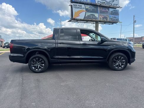 Used 2024 Honda Ridgeline Sport image 8