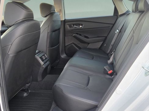 Used 2023 Honda Accord Touring image 10