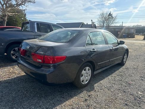 Used 2005 Honda Accord LX image 4