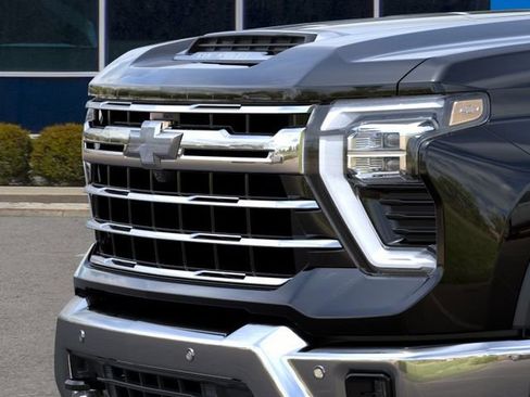 New 2026 Chevrolet Silverado 2500 LTZ AWD/4WD image 13