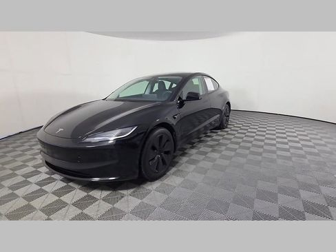 Used 2024 Tesla Model 3 Standard Range RWD image 49