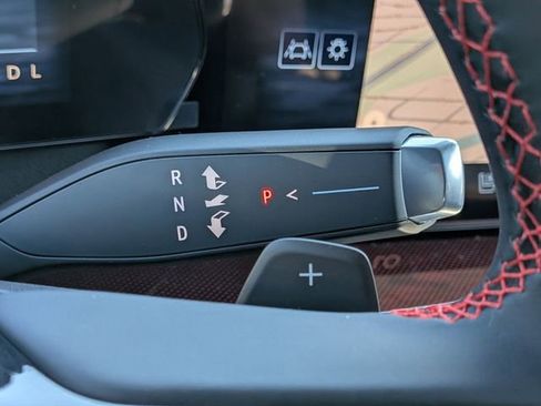 New 2026 Chevrolet Traverse RS w/ LPO, Floor Liner Package image 25