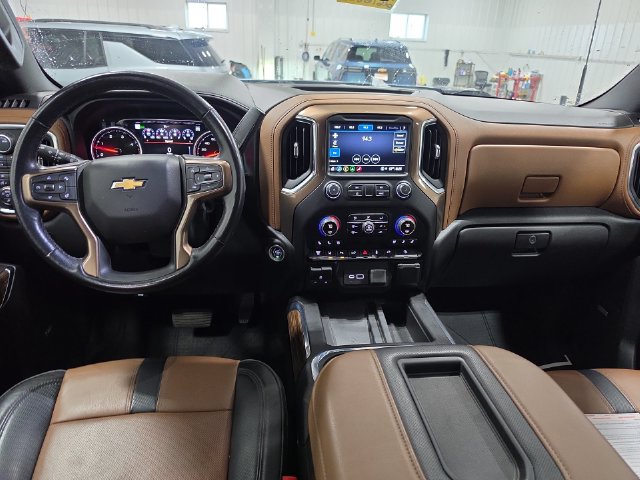 Used 2021 Chevrolet Silverado 3500 High Country w/ Z71 Off-Road Package AWD/4WD image 4
