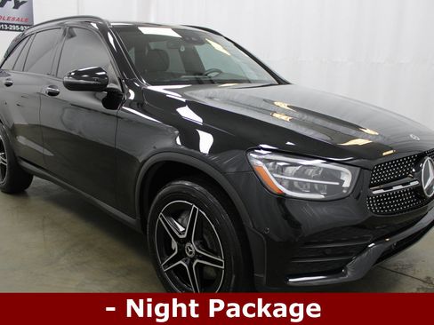 Used 2022 Mercedes-Benz GLC 300 4MATIC image 3