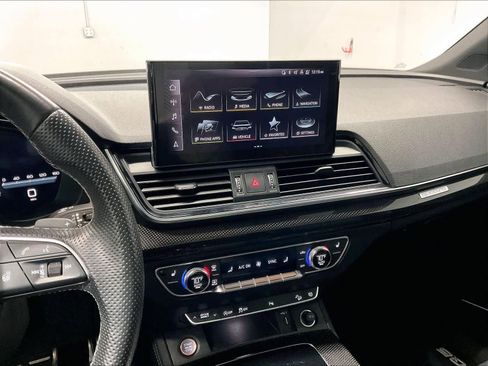 Used 2021 Audi SQ5 Premium Plus w/ Premium Plus Package AWD/4WD image 9
