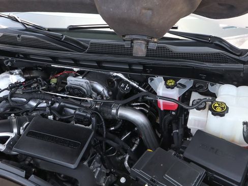 Used 2024 Chevrolet Silverado 2500 LTZ w/ LTZ Plus Package AWD/4WD image 15