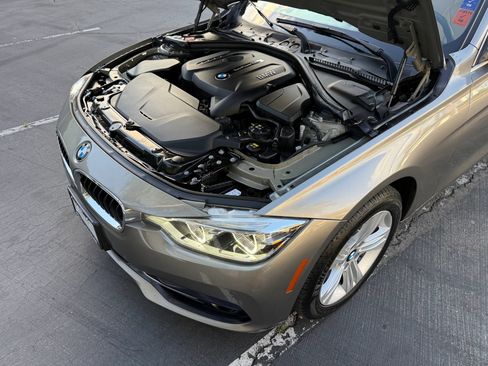 Used 2018 BMW 330i Sedan w/ Convenience Package RWD image 35
