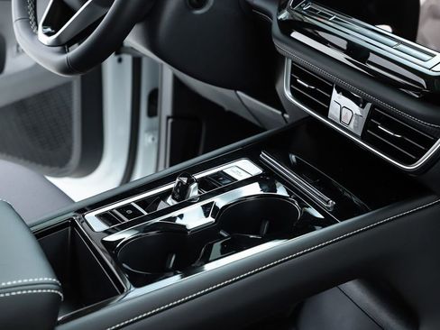 New 2026 Volkswagen Atlas SE image 73