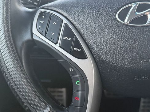 Used 2016 Hyundai Elantra GT w/ Option Group 02 image 17