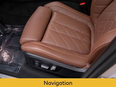 Used 2023 BMW X5 xDrive40i w/ Premium Package image 14