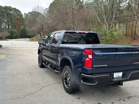 Used 2022 Chevrolet Silverado 1500 ZR2 w/ Technology Package image 7