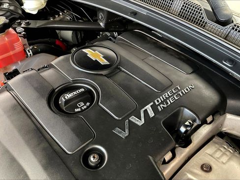 Used 2016 Chevrolet Camaro LT RWD image 32