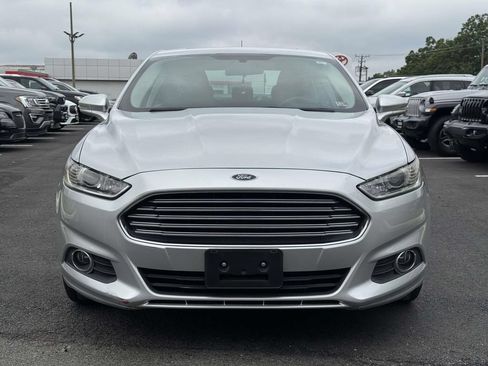 Used 2016 Ford Fusion SE FWD image 24