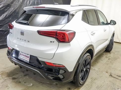 Used 2024 Buick Encore GX Sport Touring image 7