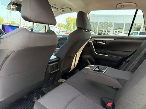 Certified 2024 Toyota RAV4 XLE AWD/4WD image 34