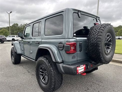 Used 2024 Jeep Wrangler Unlimited Rubicon image 7