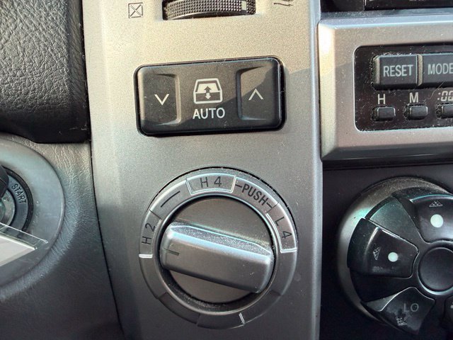 Used 2005 Toyota 4Runner Sport AWD/4WD image 21