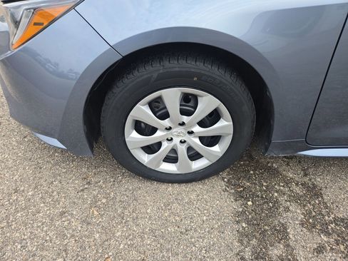 Used 2022 Toyota Corolla LE image 27
