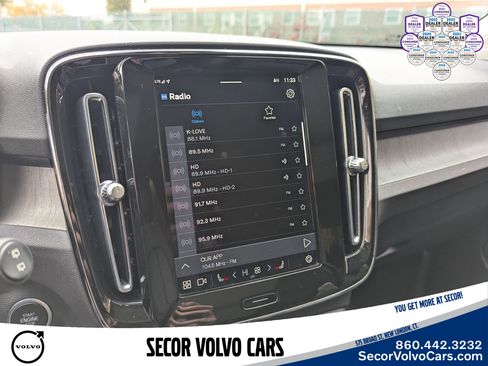 Certified 2023 Volvo XC40 B5 Plus image 15