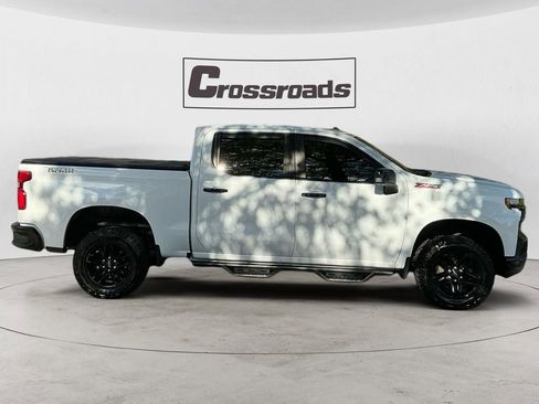 Used 2021 Chevrolet Silverado 1500 LT Trail Boss w/ LPO, Dark Essentials Package image 6