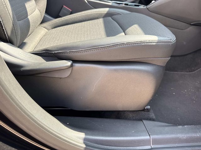 Used 2025 Buick Encore GX Preferred FWD image 16