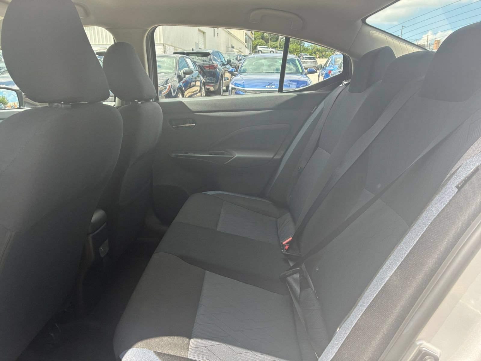 Used 2025 Nissan Versa SV FWD image 20