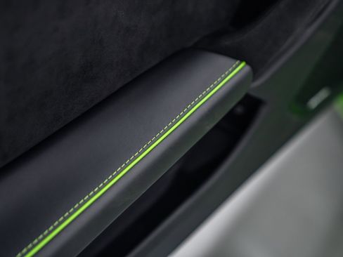 Used 2023 Lamborghini Huracan Tecnica RWD image 16