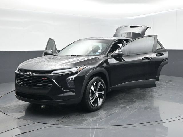 Used 2024 Chevrolet Trax RS w/ Driver Confidence Package FWD image 59