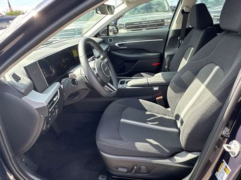 New 2025 Hyundai Sonata SEL image 9